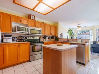 Photo 8: 15 9168 FLEETWOOD Way in Surrey: Fleetwood Tynehead Townhouse for sale in "THE FOUNTAINS" : MLS®# R2874443