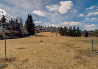 Photo 41: 84 Strathcona Close SW in Calgary: Strathcona Park Detached for sale : MLS®# A1203602
