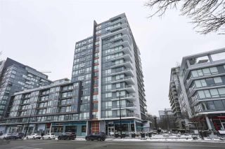 Photo 1: 1501 159 W 2ND Avenue in Vancouver: False Creek Condo for sale in "TOWN GREEN AT WEST" (Vancouver West)  : MLS®# R2429033