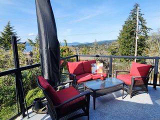 Photo 4: 6881 Wallace Dr in Central Saanich: CS Brentwood Bay House for sale : MLS®# 929225