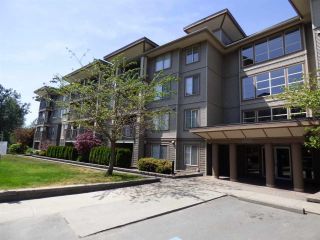 Photo 1: 214 45559 YALE Road in Chilliwack: Chilliwack W Young-Well Condo for sale in "The Vibe" : MLS®# R2662195