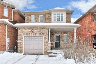 Photo 1: 208 Penndutch Circle in Whitchurch-Stouffville: Stouffville House (2-Storey) for sale : MLS®# N8016606