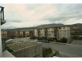 Photo 8: 307 651 NOOTKA Way in Port Moody: Port Moody Centre Condo for sale in "SAHALEE" : MLS®# V1047715