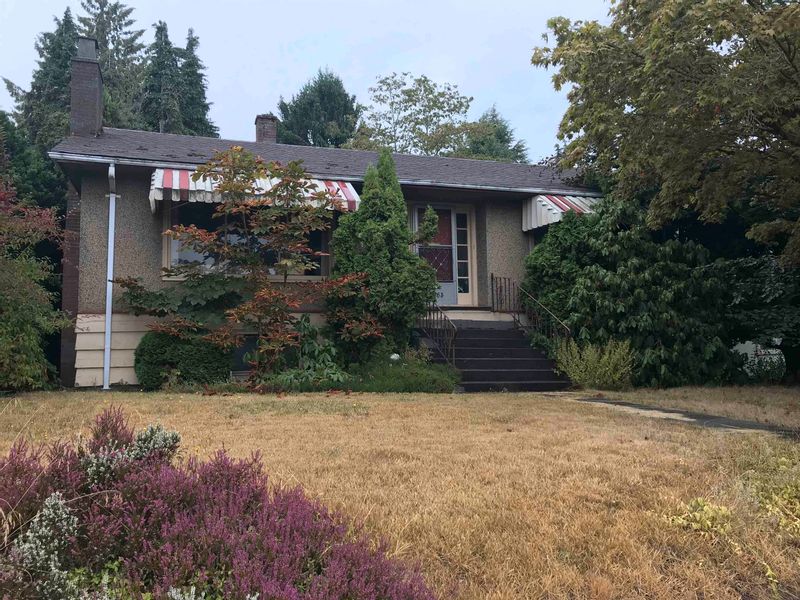 FEATURED LISTING: 8763 10TH Avenue Burnaby