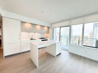 Photo 1: 2009 6525 TELFORD Avenue in Burnaby: Metrotown Condo for sale in "telford on the walk" (Burnaby South)  : MLS®# R2842701