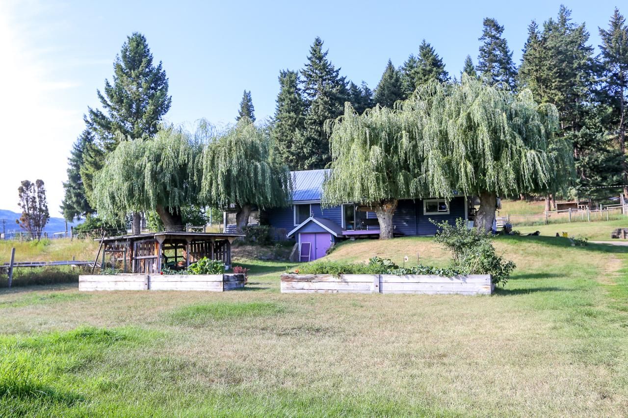 Main Photo: 4322 S Yellowhead Highway in Barriere: BA House for sale (NE)  : MLS®# 153170