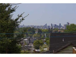 Photo 3: 3656 FRANKLIN ST in Vancouver: Hastings East House for sale (Vancouver East)  : MLS®# V1066629