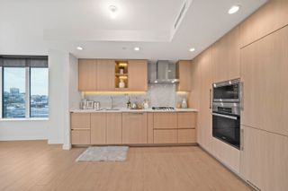 Photo 1: 1014 1768 COOK Street in Vancouver: False Creek Condo for sale (Vancouver West)  : MLS®# R2642206