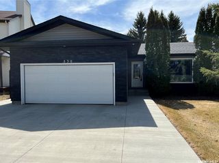 Photo 1: 330 Marcotte Crescent in Saskatoon: Silverwood Heights Residential for sale : MLS®# SK899036