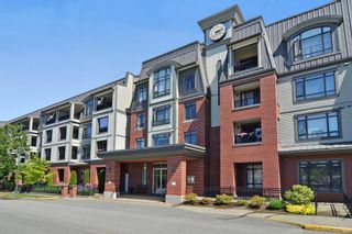Photo 1: 309 8880 202 Street in Langley: Walnut Grove Condo for sale in "The Residence" : MLS®# R2247725