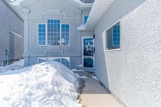 Photo 3: 138 Vineland Crescent in Winnipeg: Whyte Ridge Residential for sale (1P)  : MLS®# 202207439