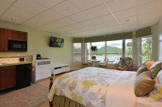 Photo 8: 5175 WESJAC Road in Madeira Park: Pender Harbour Egmont House for sale (Sunshine Coast)  : MLS®# R2356463