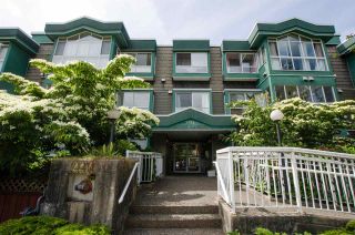 Photo 3: 103 2211 WALL Street in Vancouver: Hastings Condo for sale in "PACIFIC LANDING" (Vancouver East)  : MLS®# R2379223