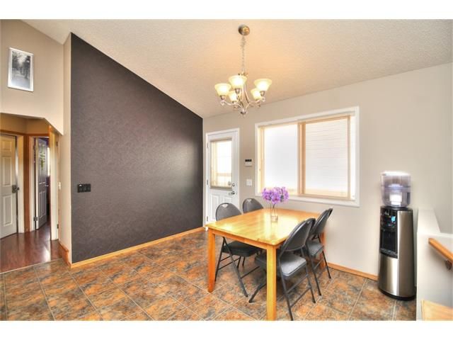 Photo 11: Photos: 89 BRIDLEWOOD Park SW in Calgary: Bridlewood House for sale : MLS®# C4033119