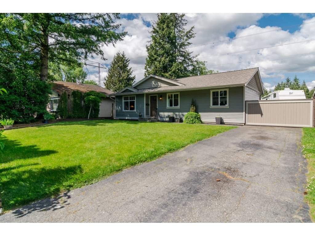 Main Photo: 4424 203 STREET in : Langley City House for sale : MLS®# R2172769