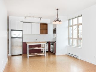 Photo 7: 303 2828 MAIN Street in Vancouver: Mount Pleasant VE Condo for sale in "Domain" (Vancouver East)  : MLS®# R2246083