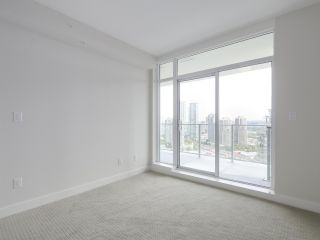 Photo 9: 2301 1788 GILMORE Avenue in Burnaby: Brentwood Park Condo for sale in "Escala" (Burnaby North)  : MLS®# R2398693