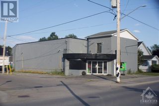 Photo 1: 561 ST LAWRENCE STREET in Winchester: Retail for sale : MLS®# 1353597