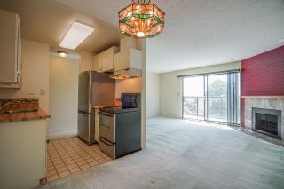 Photo 2: 307 315 TENTH Street in New Westminster: Uptown NW Condo for sale in "Springbok Court" : MLS®# R2706223