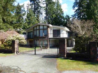 Photo 1: 4772 HOSKINS ROAD in North Vancouver: Lynn Valley House for sale : MLS®# R2563804