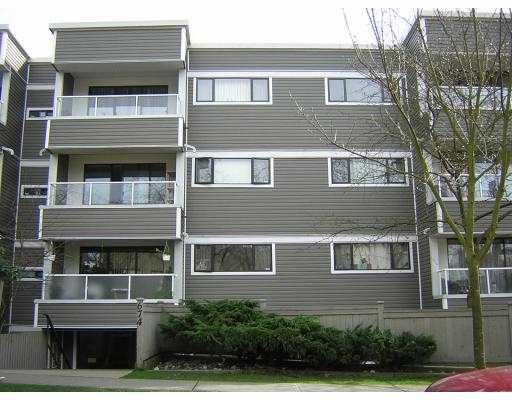 Main Photo: 674 W 17TH Ave in Vancouver: Cambie Condo for sale (Vancouver West)  : MLS®# V592871