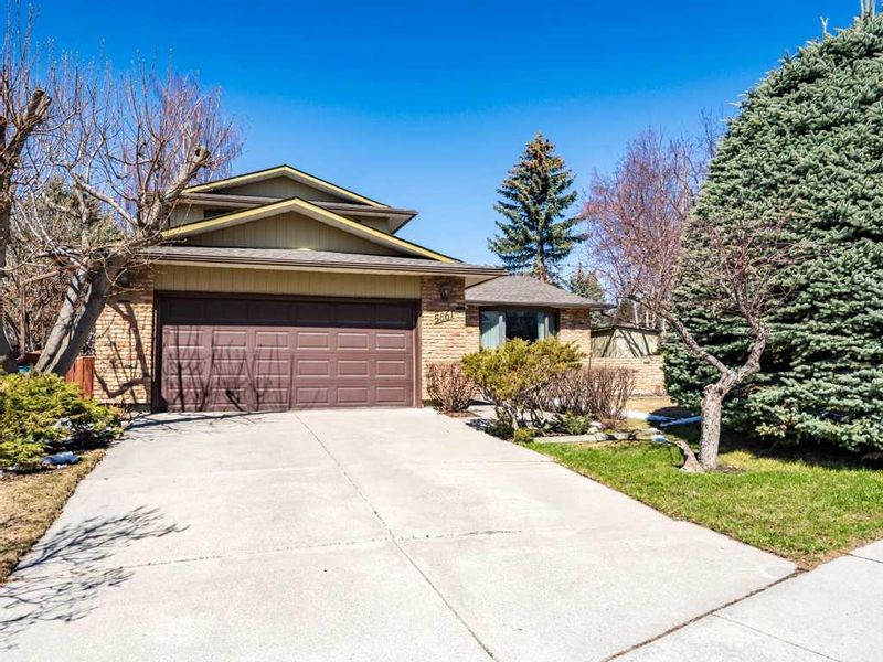 FEATURED LISTING: 5861 Dalcastle Drive Northwest Calgary