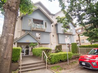 Photo 1: 6 2378 RINDALL Avenue in Port Coquitlam: Central Pt Coquitlam Townhouse for sale in "BRITANNY PARK" : MLS®# R2894604