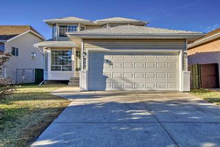 Photo 1: 902 Applewood Drive SE in Calgary: Applewood Park Detached for sale : MLS®# A2094128