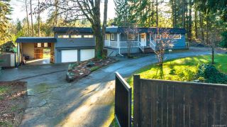 Photo 1: 4440 Cowichan Lake Rd in Duncan: Du West Duncan House for sale : MLS®# 890077