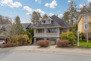 Photo 2: 3827 South Valley Dr in Saanich: SW Strawberry Vale House for sale (Saanich West)  : MLS®# 924808