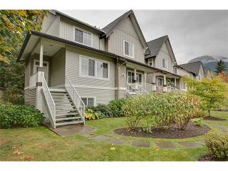 Photo 1: 14 1800 MAMQUAM Road in Squamish: Garibaldi Estates 1/2 Duplex for sale in "VIRESSENCE" : MLS®# V976567