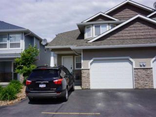 Photo 1: 1945 GRASSLANDS BLVD in Kamloops: Batchelor Heights Residential Attached for sale : MLS®# 109939