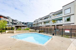 Photo 24: 107 1850 E SOUTHMERE Crescent in Surrey: Sunnyside Park Surrey Condo for sale in "SOUTHMERE PLACE" (South Surrey White Rock)  : MLS®# R2698756