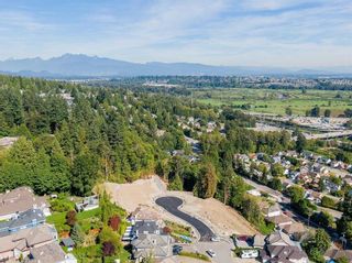 Photo 12: 2258 MONASHEE Court in Coquitlam: Coquitlam East House for sale : MLS®# R2858134