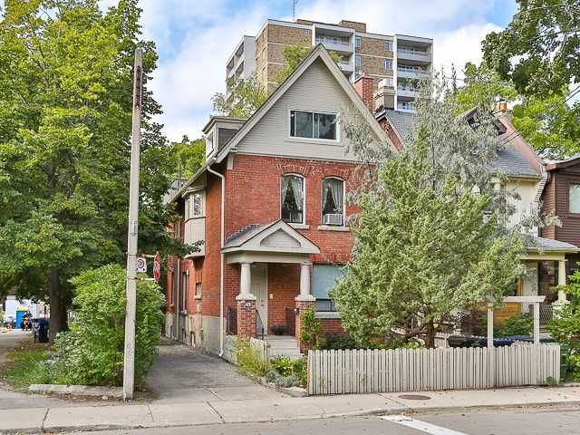 Main Photo: 420 Gladstone Ave in Toronto: Dufferin Grove Freehold for sale (Toronto C01)  : MLS®# C4256510