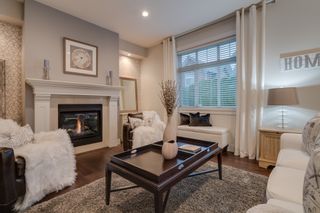 Photo 4: 41 15885 26 Avenue in Surrey: Grandview Surrey Townhouse for sale in "SKYLANDS" (South Surrey White Rock)  : MLS®# R2327870