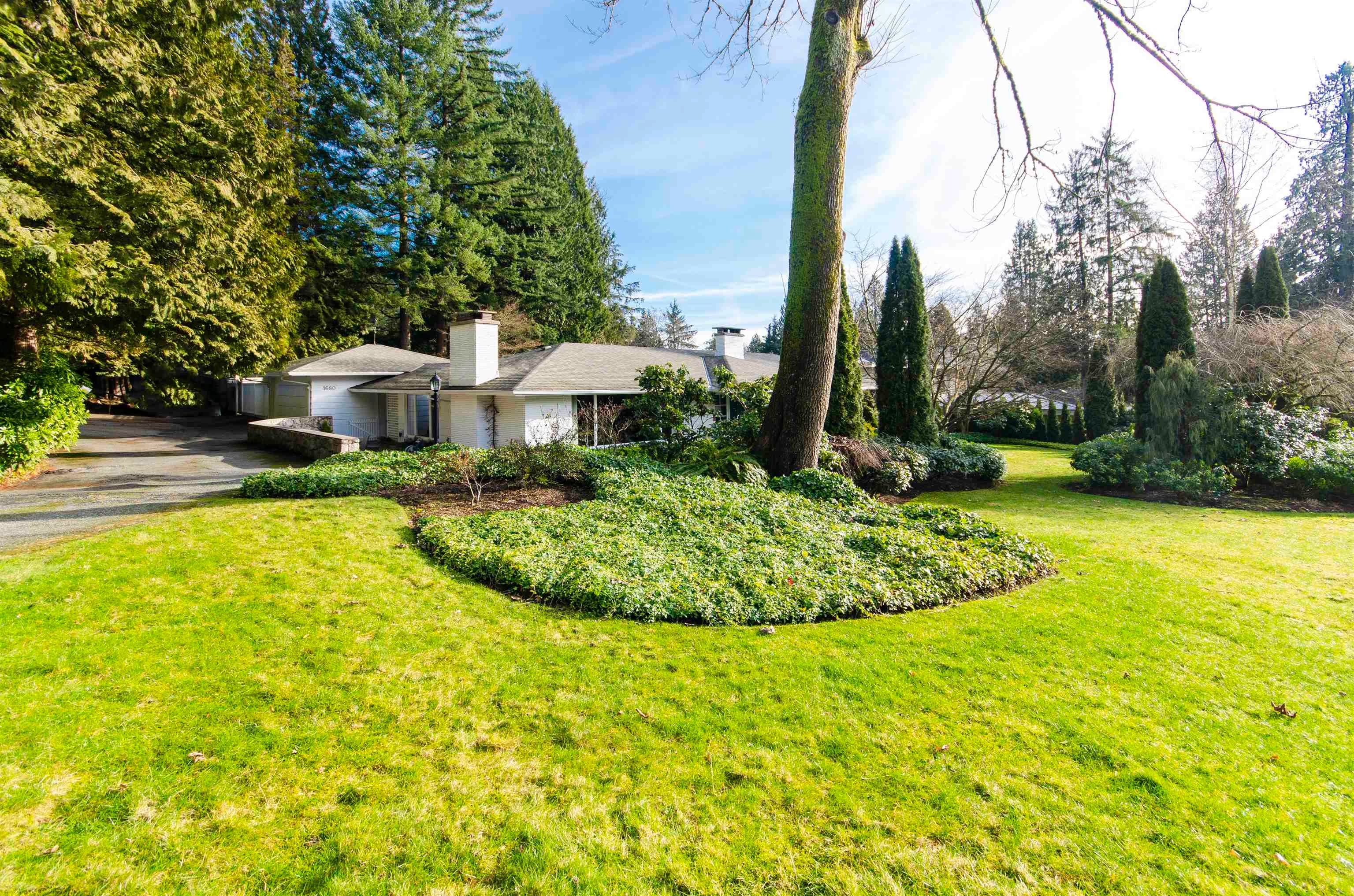 Main Photo: 1680 TAYLOR WAY in West Vancouver: British Properties House for sale : MLS®# R2647613