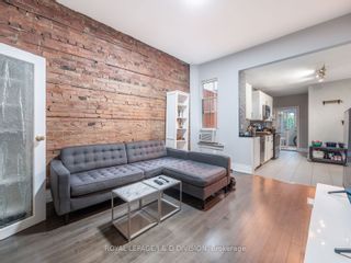 Photo 3: 124 Argyle Street in Toronto: Trinity-Bellwoods House (2 1/2 Storey) for sale (Toronto C01)  : MLS®# C6760296