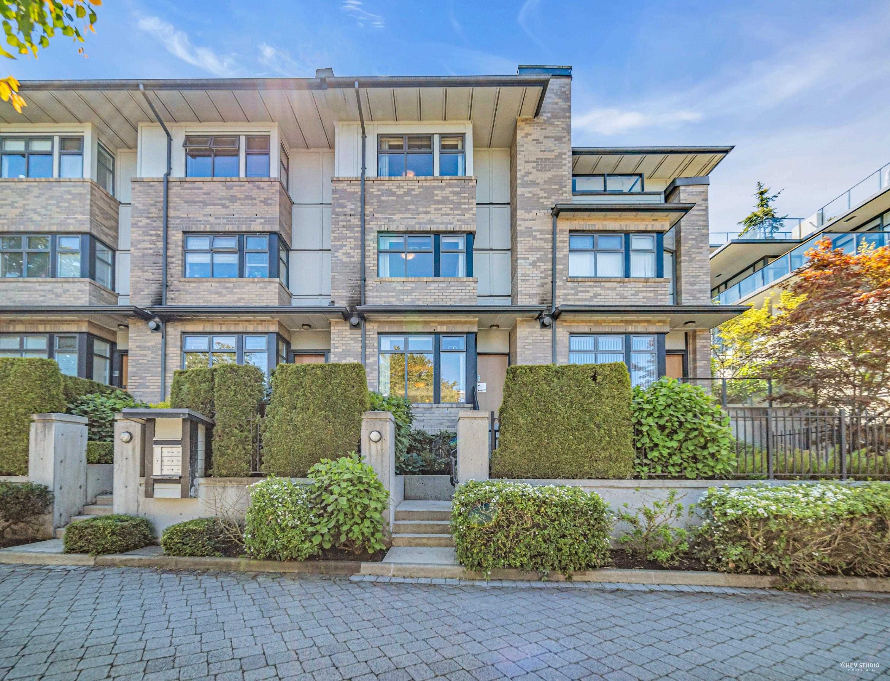 Main Photo: 5978 CHANCELLOR Mews in Vancouver: University VW Townhouse for sale in "chancellor hall" (Vancouver West)  : MLS®# R2674828
