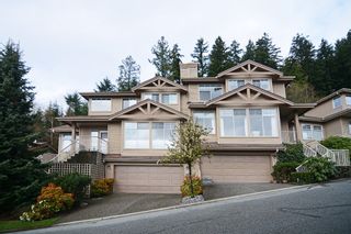 Photo 3: 30 2979 PANORAMA Drive in Coquitlam: Westwood Plateau Townhouse for sale in "DEERCREST ESTATES" : MLS®# V1112664