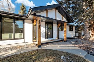 Photo 2: 631 Canterbury Drive SW in Calgary: Canyon Meadows Detached for sale : MLS®# A2105734