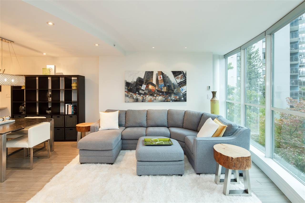 Photo 4: Photos: 402 1888 ALBERNI Street in Vancouver: West End VW Condo for sale in "Residences Of 1888 Alberni" (Vancouver West)  : MLS®# R2513069