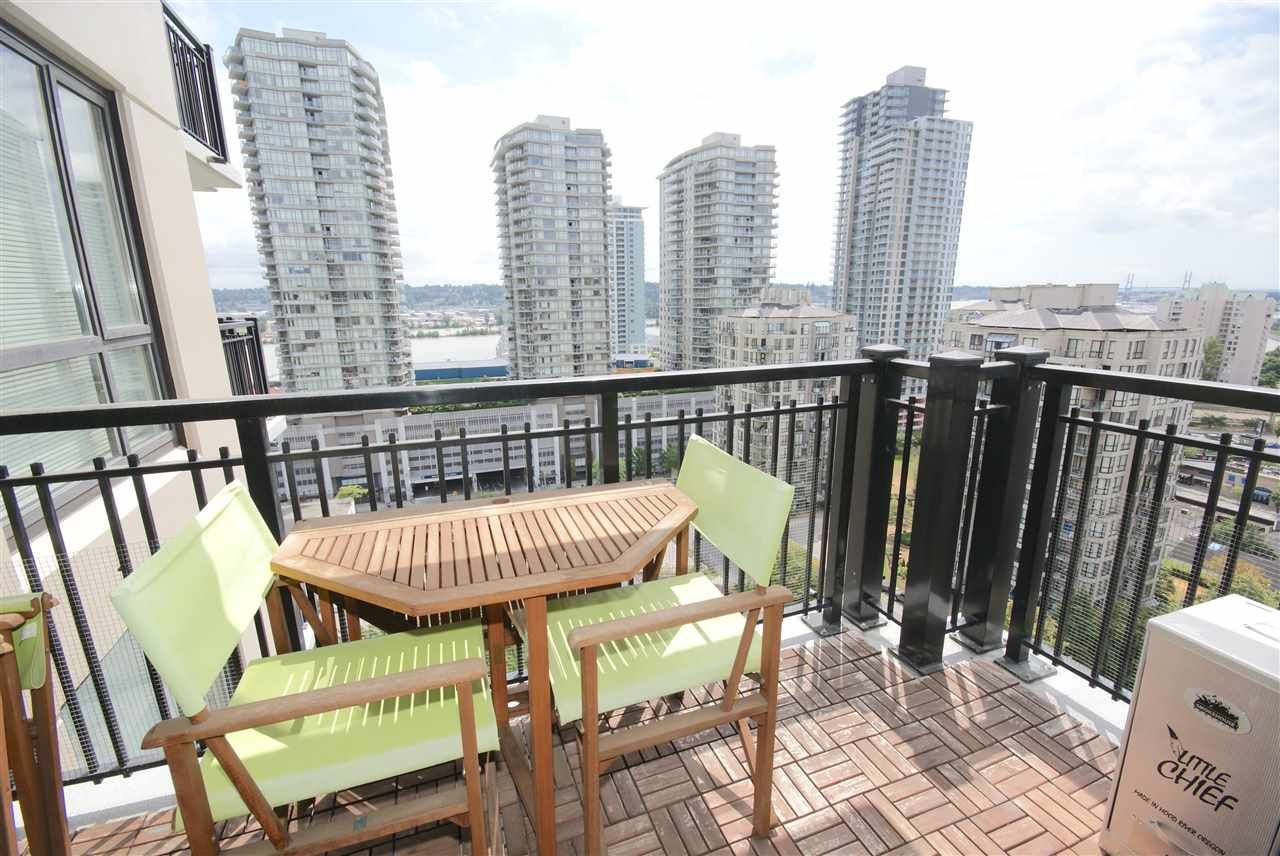 Main Photo: 1208 813 AGNES Street in New Westminster: Downtown NW Condo for sale in "NEWS" : MLS®# R2391706