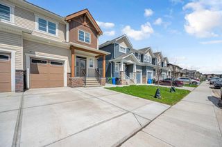 Photo 4: 62 Carringham Way NW in Calgary: Carrington Row/Townhouse for sale : MLS®# A2134755