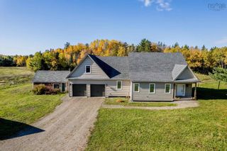 Photo 1: 1321 Greenfield Road in Greenfield: 404-Kings County Residential for sale (Annapolis Valley)  : MLS®# 202127123