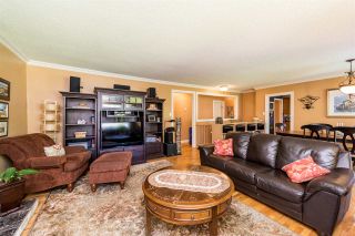 Photo 2: 1580 HAVERSLEY Avenue in Coquitlam: Central Coquitlam House for sale : MLS®# R2271583
