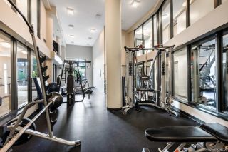 Photo 6: 2402 289 DRAKE Street in Vancouver: Yaletown Condo for sale (Vancouver West)  : MLS®# R2829325