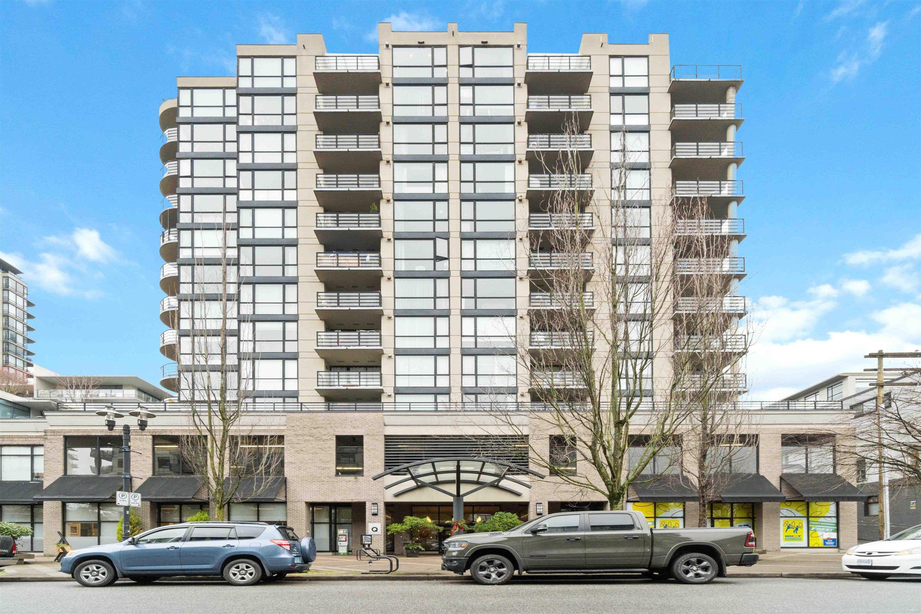 Main Photo: 906 124 W 1ST Street in North Vancouver: Lower Lonsdale Condo for sale : MLS®# R2836706