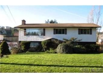 Main Photo:  in VICTORIA: Co Triangle House for sale (Colwood)  : MLS®# 384140