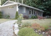 Main Photo: 2592 Sylvan Drive in Roberts Creek: House for sale : MLS®# V974481